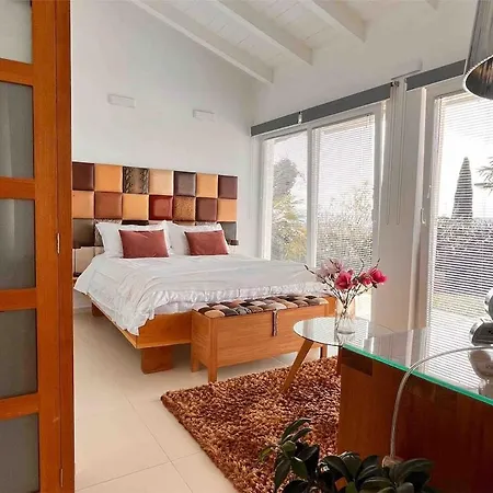 펜션 Sunseapoolsidestudio Casasolare Vistamare