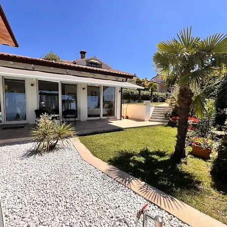 Sunseapoolsidestudio Casasolare Vistamare * Múggia
