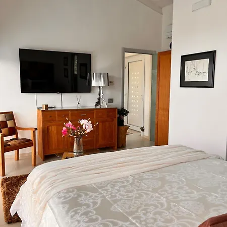 Σπίτι διακοπών Sunseapoolsidestudio Casasolare Vistamare *