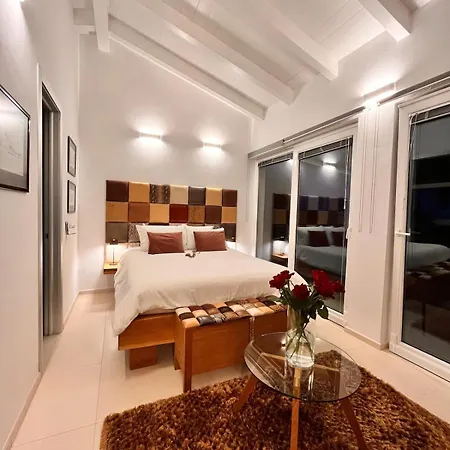 Sunseapoolsidestudio Casasolare Vistamare